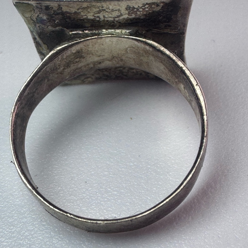Sterling Silver Rind with MOP Inlay size 9 - Picture 9 of 12